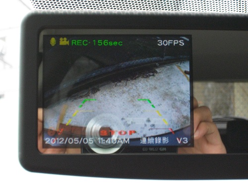 倒車擋自動切換到V3鏡頭(全螢幕)