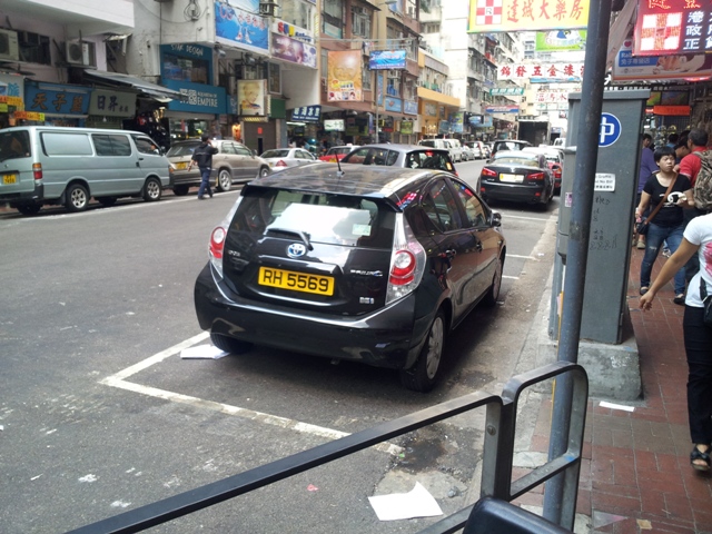 第一次看到小黑居然是在香港