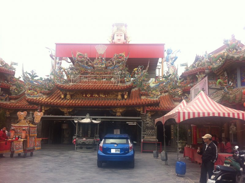 修建中擋住了大媽祖