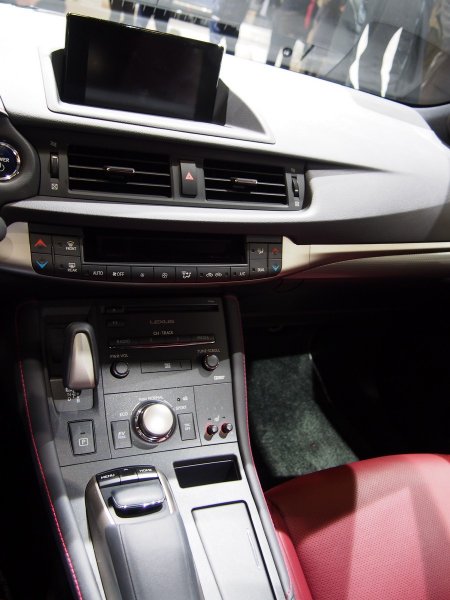 PC302089.jpg