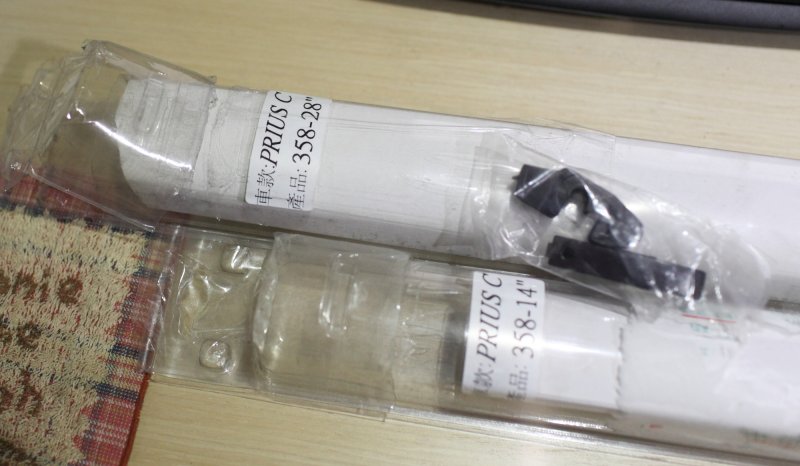前檔軟骨雨刷 28+14