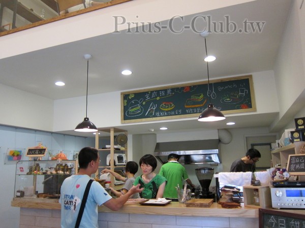 店內廚房