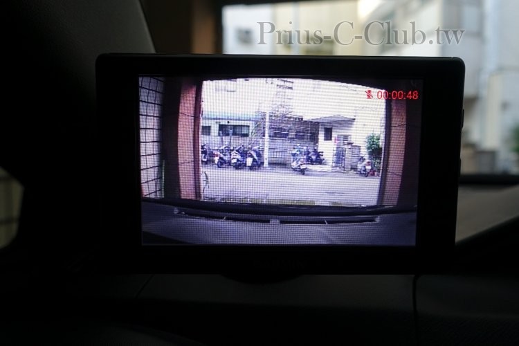 行車紀錄器畫面