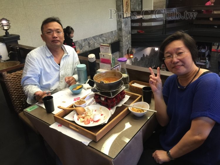 常保年輕心境的方姐夫婦