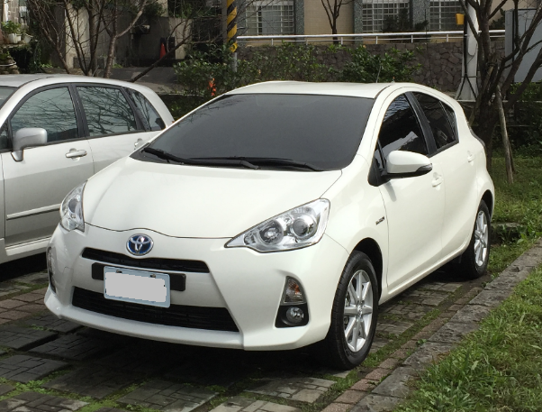 Prius C