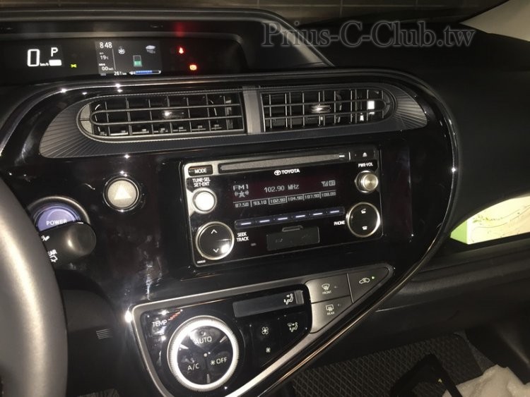 RAV4富士通主機完成